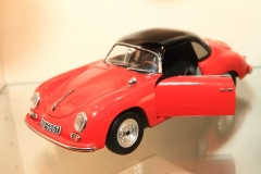 Schuco präsentiert mit dem 356 Cabrio Porsche Nostalgie . . . _Strähle-Foto