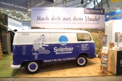 ein alter Volkswagen Bulli