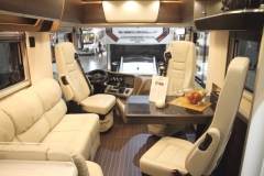Concorde-Carver-Im-lederbezogenen-Salon-_3425