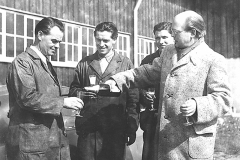 1950-Uebergabe-356-an-Dr.-Ottomar-Domnick_Aufmacher