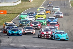 GT4-Wagen-starten-in-der-DTM-Trophy_Foto-ADAC-Presse