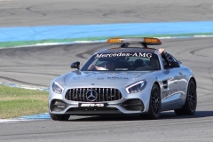 18_Jürgen Kastenholz sorgt mit dem Safetycar für Sicherheit