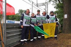 Die-Marshals-sorgen-fuer-eien-reibungslosen-Renntag