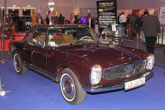 Der-SL-280-Pagode-wurde-aufgemoebelt
