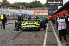 Fahrerwechsel-der-Porschemannschaft-Engelhardt-Gueven_5989