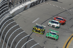 Porsche 911 GT3 R, AO Racing (#77), Laurin Heinrich (D), Sebastian Priaulx (UK), Michael Christensen (DK)