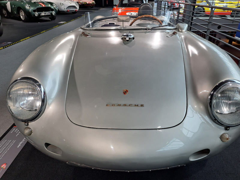 17-Porsche-Spyder