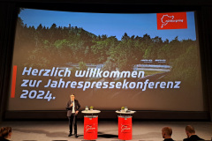 1-Jahrespressekonferenz