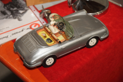 IMG_0175_Komplett-aus-Plastik-Porsche-911-Cabrio
