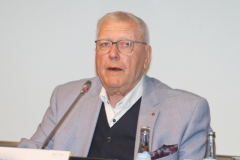 Karl-Ulrich-Herrmann-hat-die-Faeden-in-der-Hand