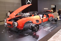 Teileaufbau im Mercedes SL - Foto Strähle