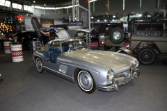 Der-Gullwing-von-Mercedes-ist-immer-noch-ein-Blickfang_IMG_5093