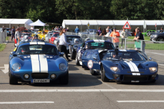 Die-Gruppe-4-Rennsportwagen-und-GTs-warten-auf-ihren-Lauf