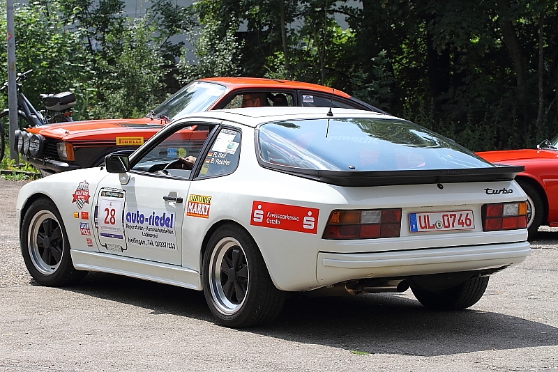 # 18_Rainer Bail vom SR brachte den 944 turbo mit
