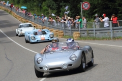 Walter-Röhrl-im-RS-Spyder-von-1960-vor-dem-917-KH_2461