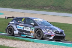IMG_Jutta Preisig inm Opel Astra
