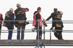 IMG_die Kollegen auf der Brücke