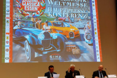 1-Pressekoferenz