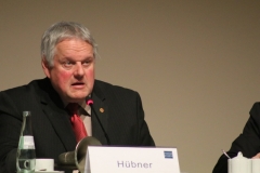 8-Hübner