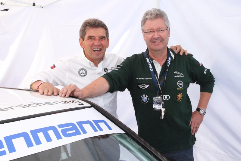 Roland-Asch-fuhr-mit-Josef-Krings-sein-DTM-Auto-von-1990-