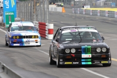 Die-ex-DTM-Piloten-Harald-Grohs-und-Kris-Nissen-verlassen-die-Boxengasse