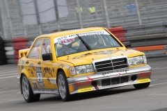 Oliver-Sellnick-im-Mercedes-Benz-190-E-von-1989