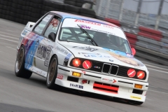 Seriengründer-Marc-Hessel-fuhr-zusammen-mit-Ex-DTM-Pilot-Frank-Schmickler-